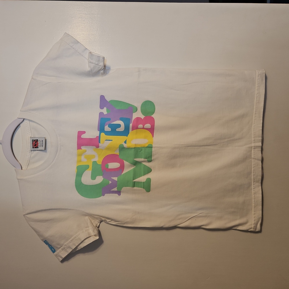 T Shirt Med Married To The Mob